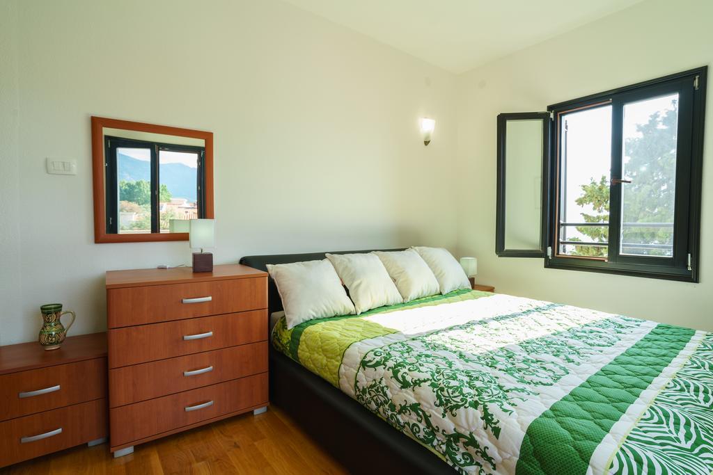 Apartments Zezelj Ilha Sveti Stefan Exterior foto