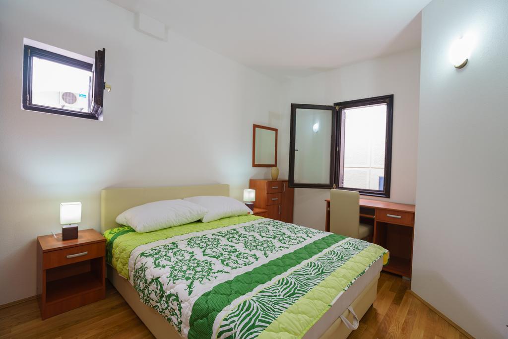 Apartments Zezelj Ilha Sveti Stefan Exterior foto