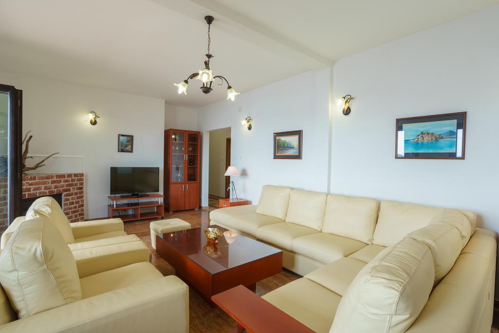 Apartments Zezelj Ilha Sveti Stefan Exterior foto