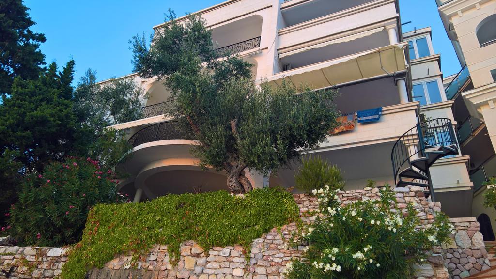 Apartments Zezelj Ilha Sveti Stefan Exterior foto
